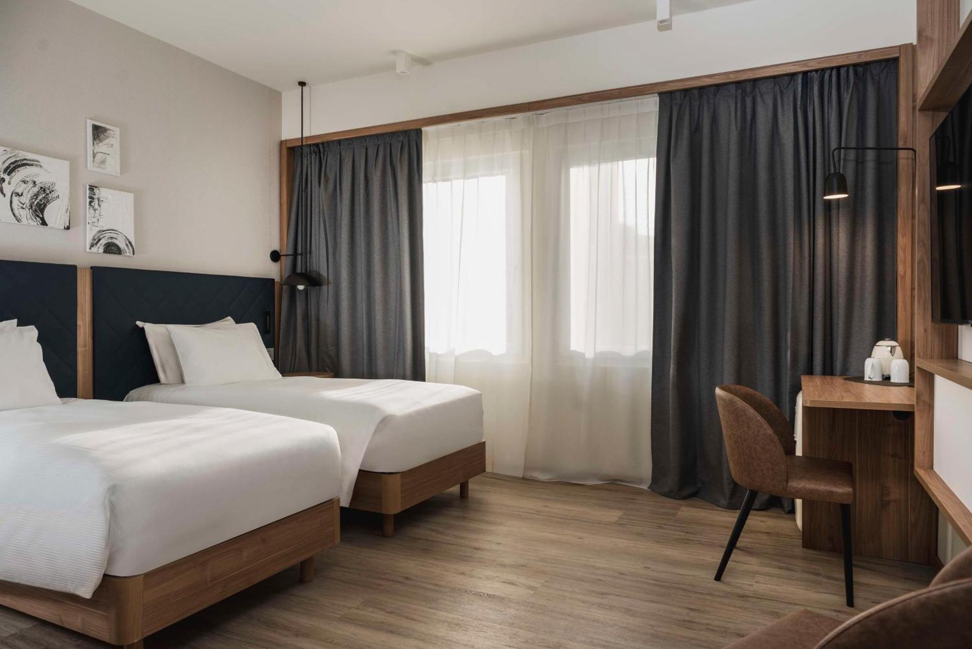 Hilton Garden Inn Padova City Centre Екстер'єр фото