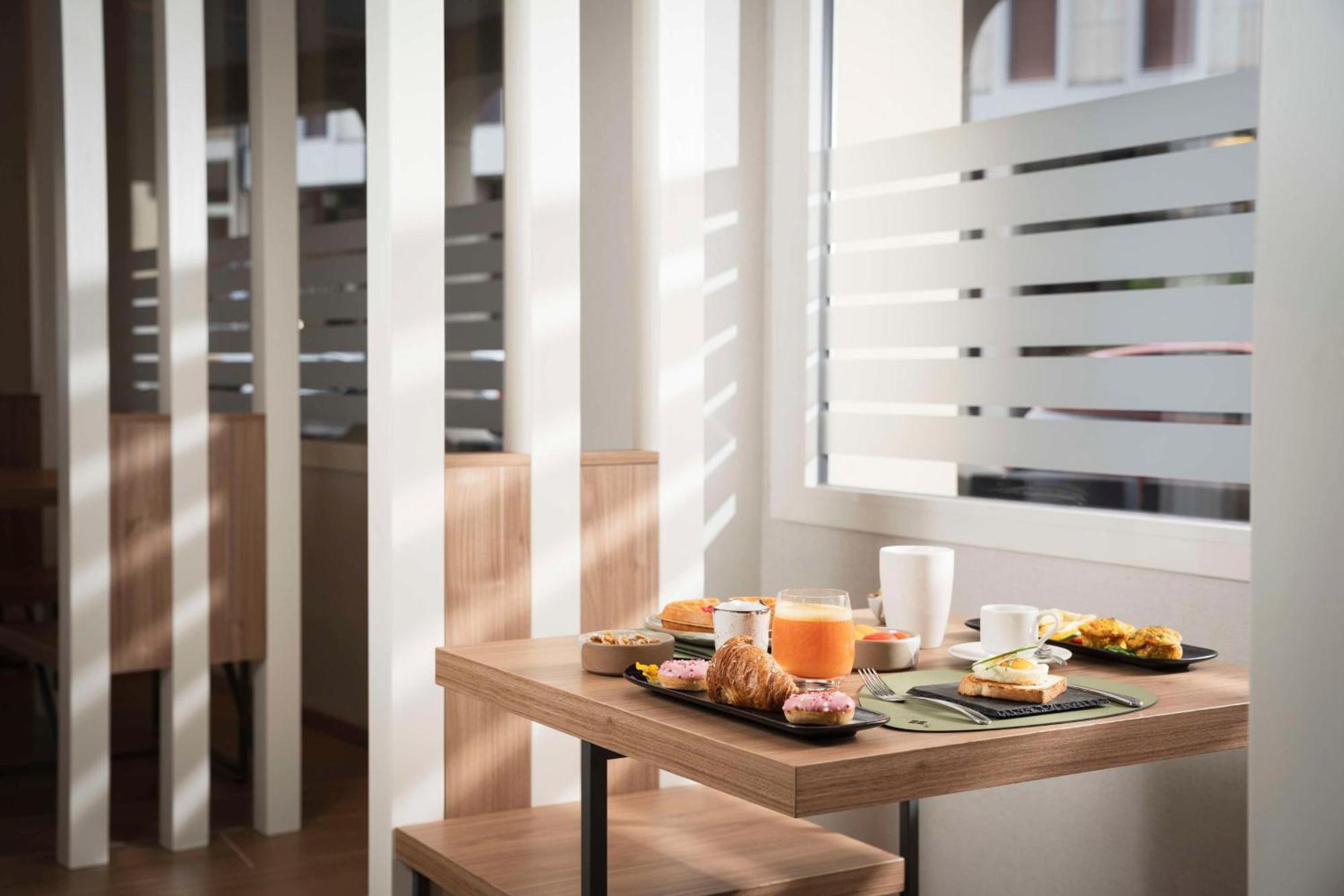 Hilton Garden Inn Padova City Centre Екстер'єр фото