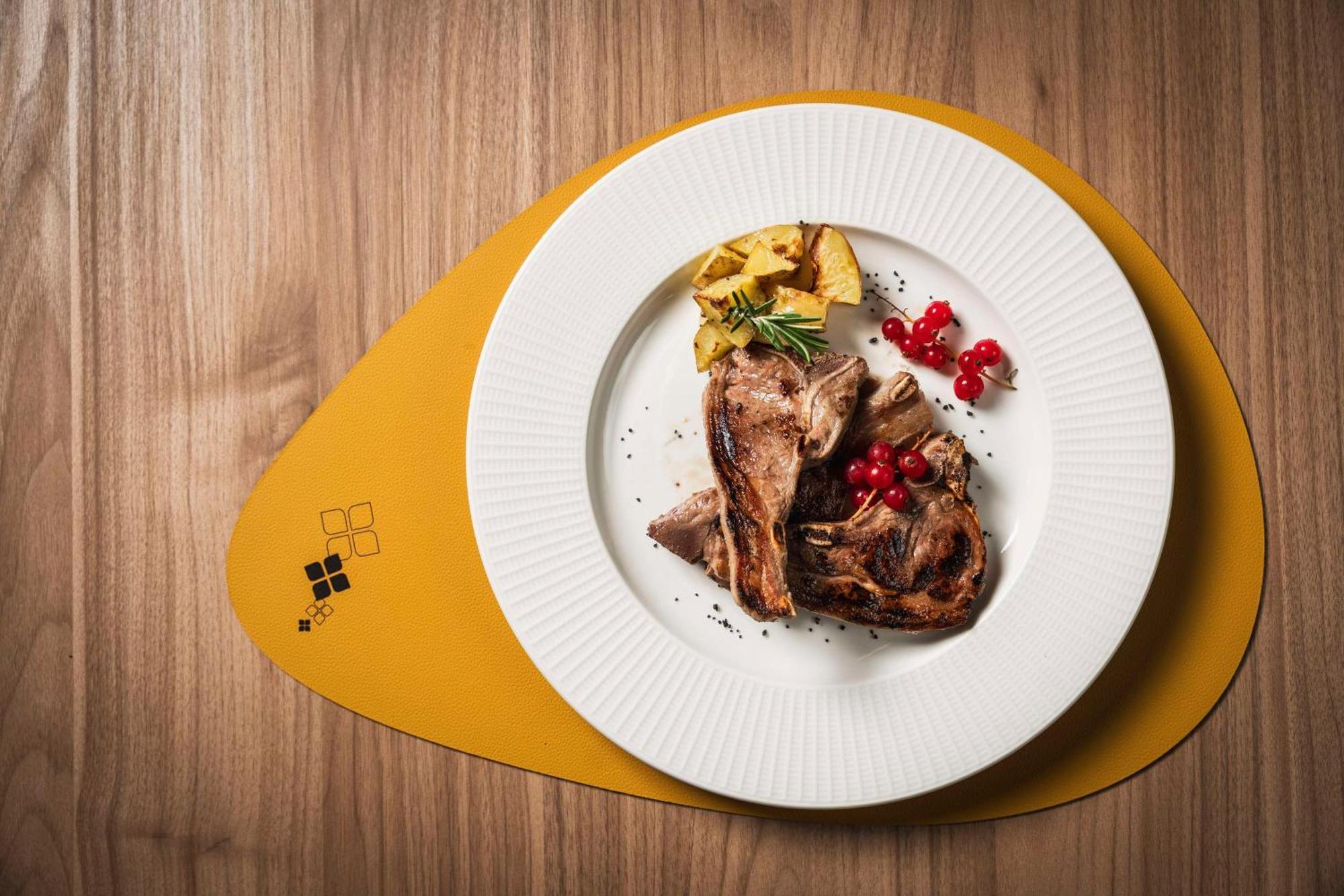 Hilton Garden Inn Padova City Centre Екстер'єр фото
