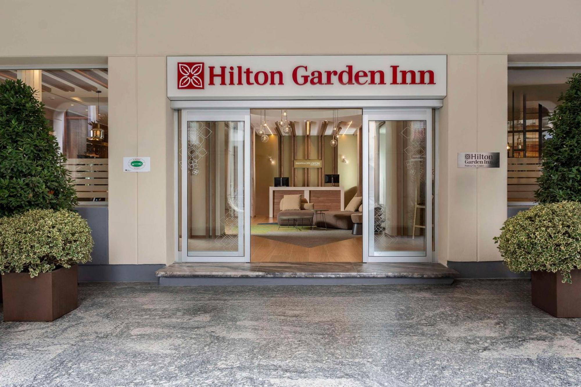 Hilton Garden Inn Padova City Centre Екстер'єр фото